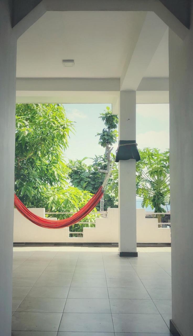 Hotel Pitaya Weligama Esterno foto